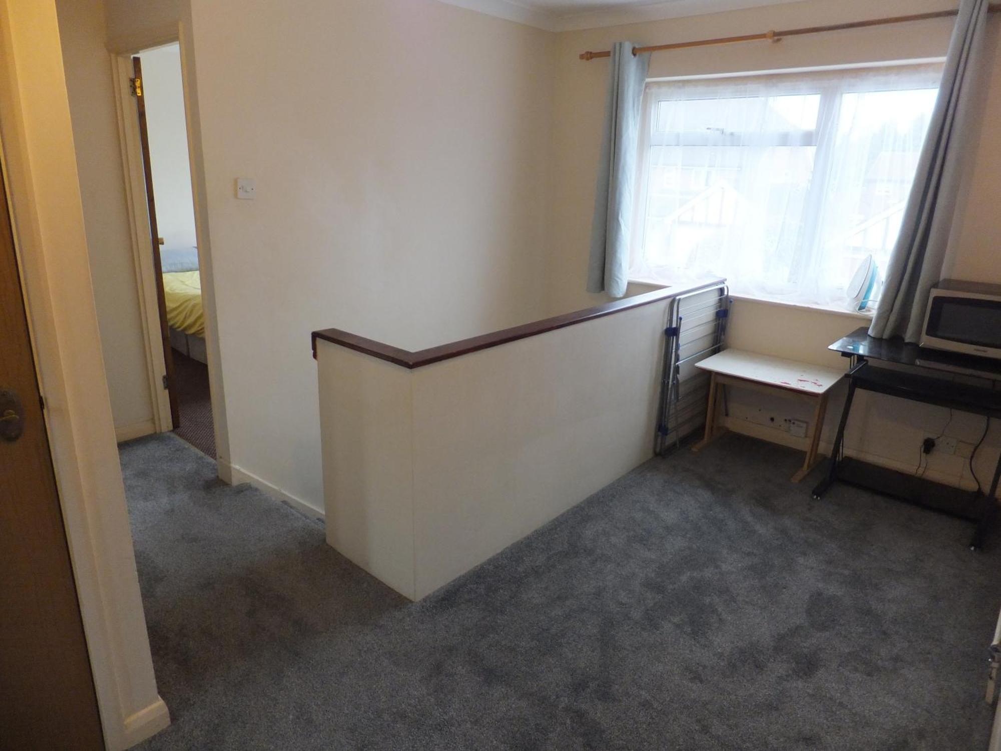 Many Worlds Meet - Eurostar, Wimbledon 30 Mins, Central London, Gatwick 15 Mins - Spacious, Sleeps Up To 16 Plus Cot - Free Wifi, Parking - Next To Lloyd Park, Great For Families, Walkers, Relocators - Ideal For Contractors Croydon Exteriér fotografie