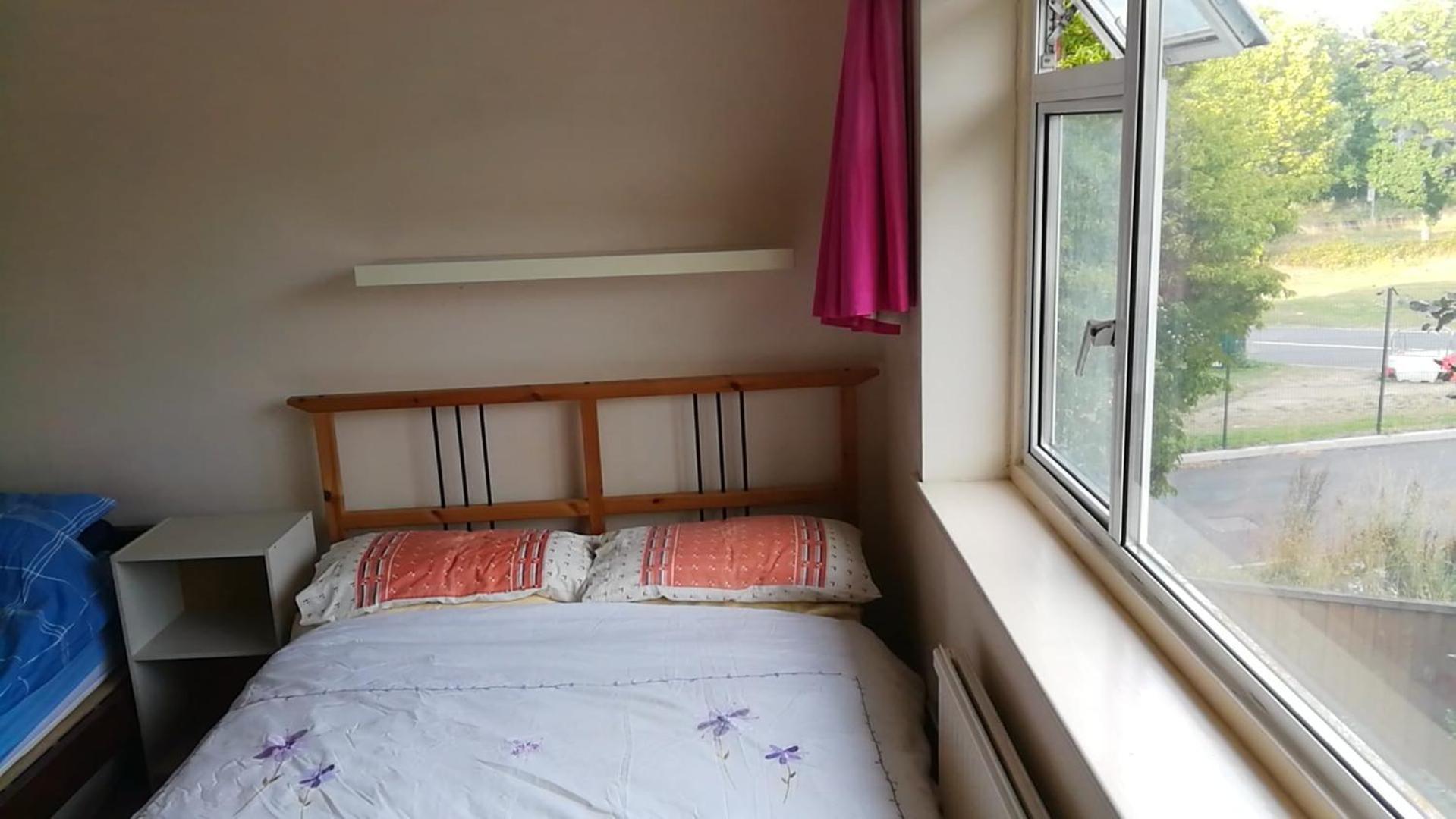 Many Worlds Meet - Eurostar, Wimbledon 30 Mins, Central London, Gatwick 15 Mins - Spacious, Sleeps Up To 16 Plus Cot - Free Wifi, Parking - Next To Lloyd Park, Great For Families, Walkers, Relocators - Ideal For Contractors Croydon Exteriér fotografie